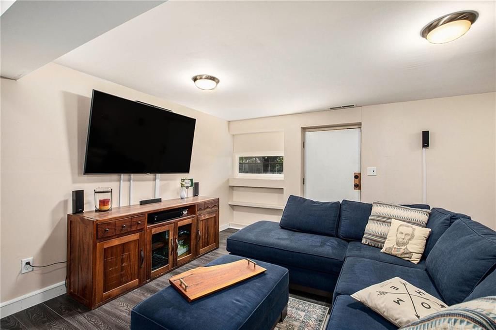 8156 NE San Rafael Drive — photo 16