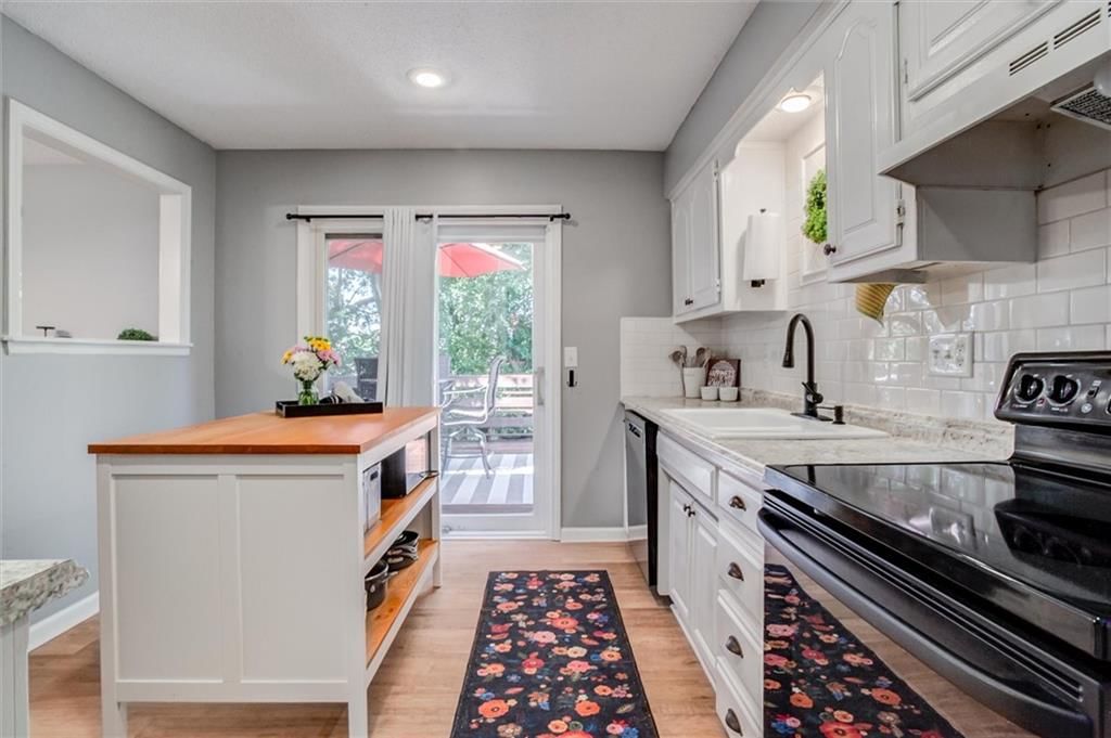 8212 TWILIGHT Lane — photo 9