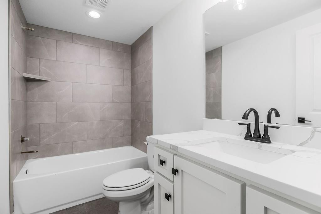 13985 Landon Street — photo 29