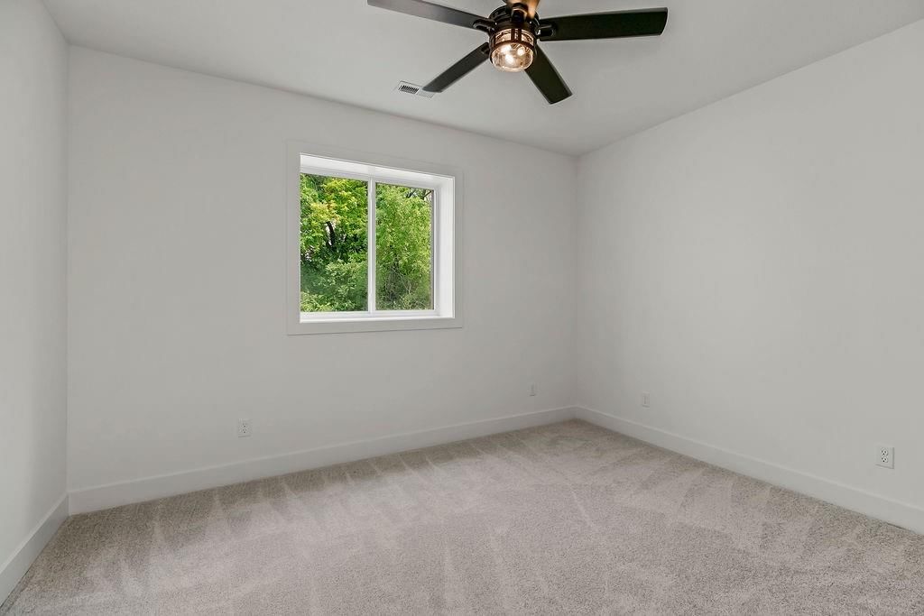 13985 Landon Street — photo 38