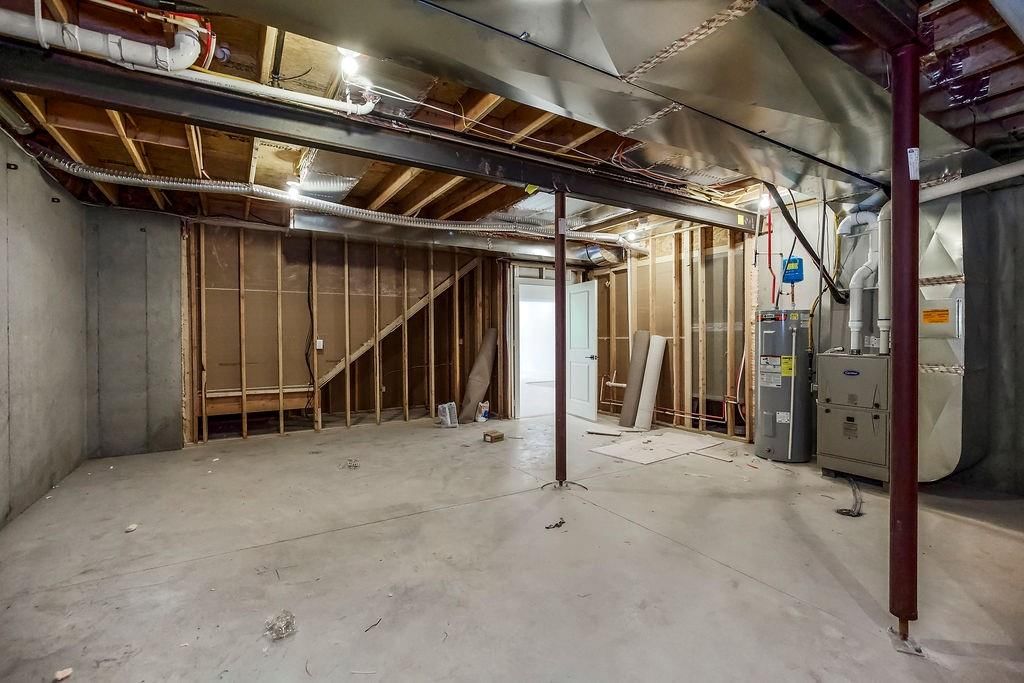 13985 Landon Street — photo 40