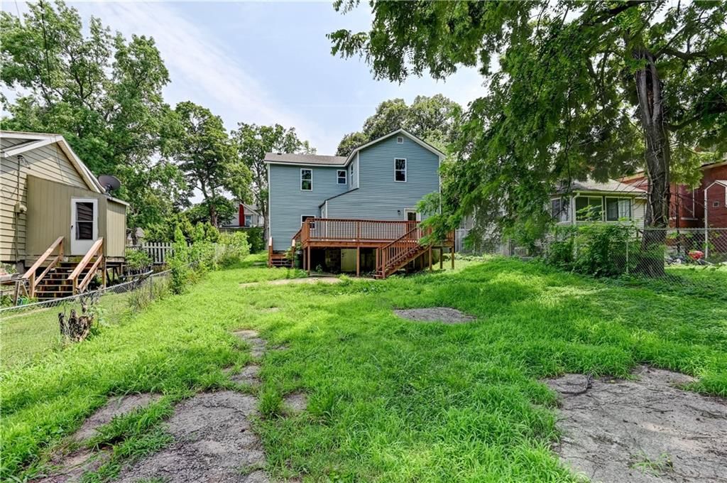 520 Spruce Street — photo 12