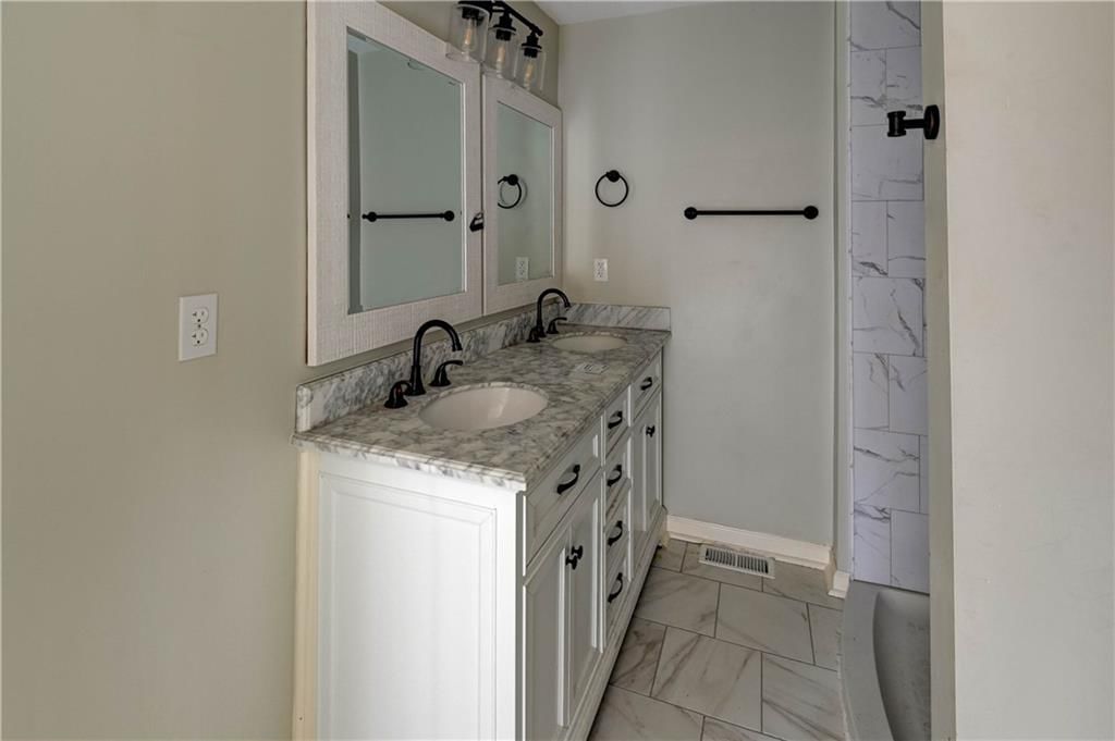 520 Spruce Street — photo 27