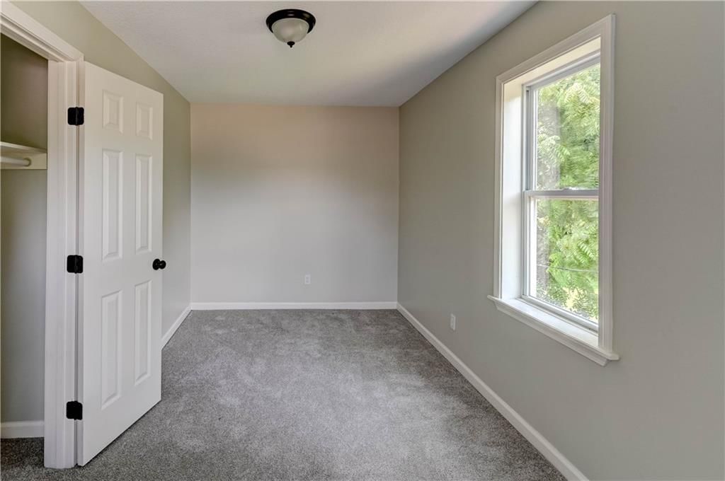 520 Spruce Street — photo 33