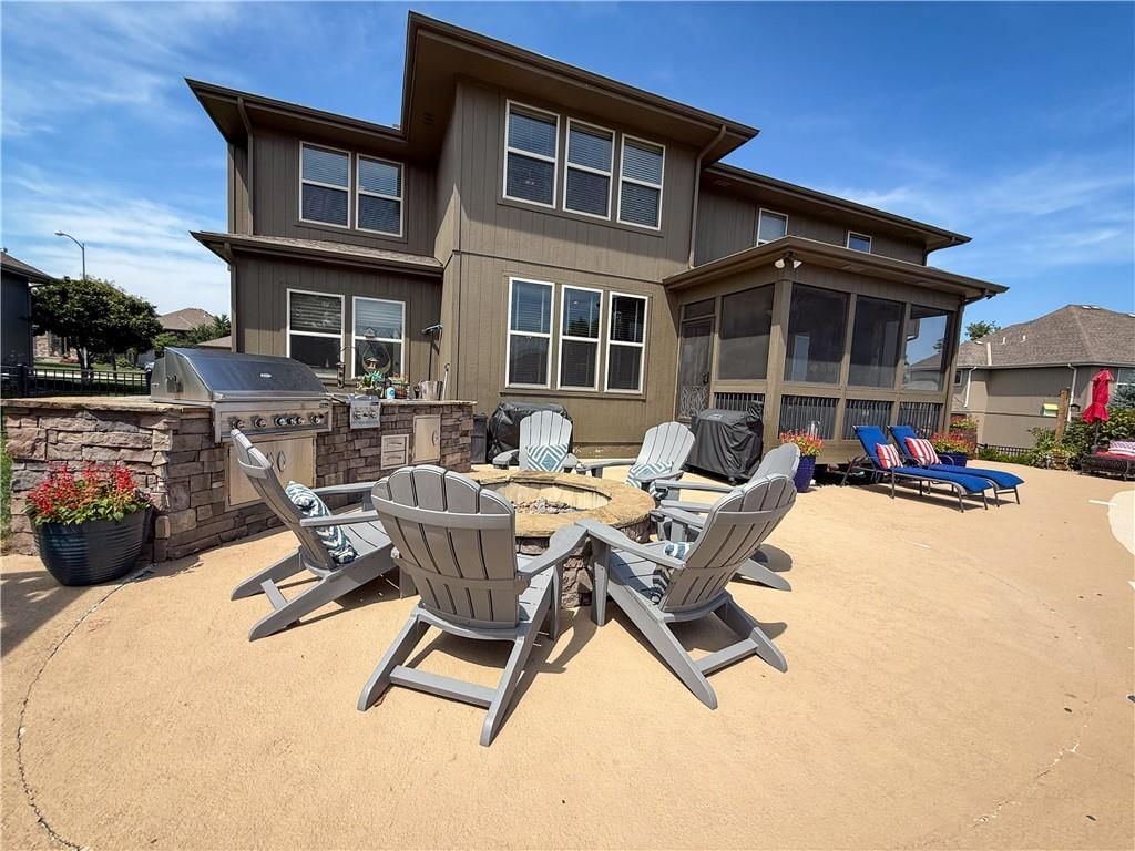 1225 Kingsland Circle — photo 2