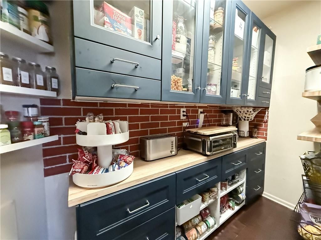 1225 Kingsland Circle — photo 8