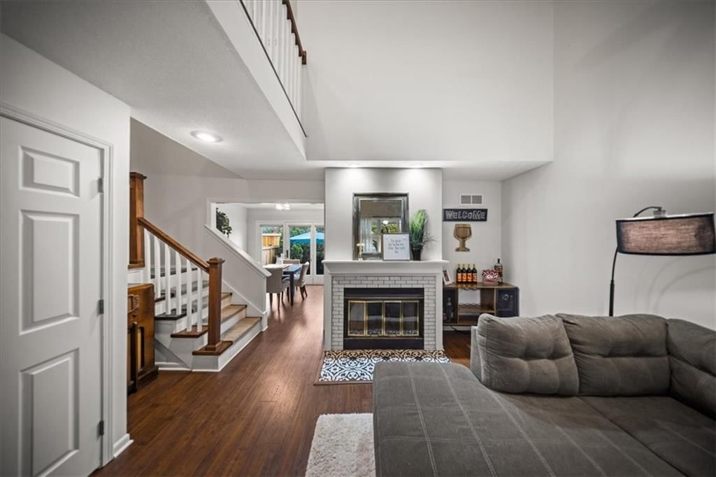 12585 Broadmoor Street — photo 11