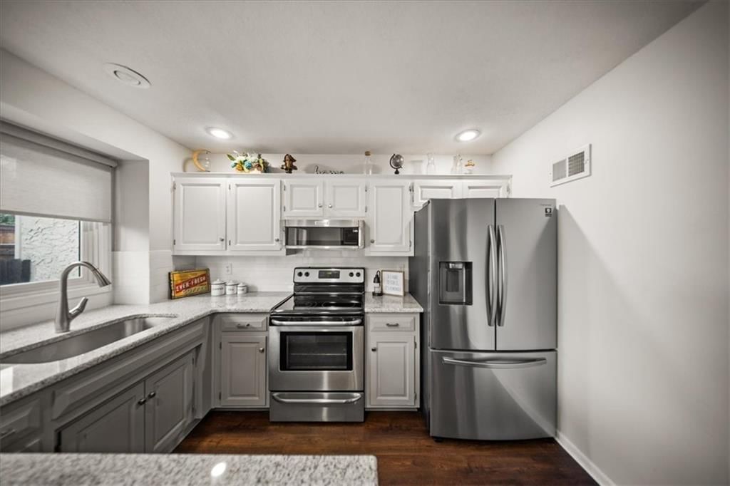 12585 Broadmoor Street — photo 22