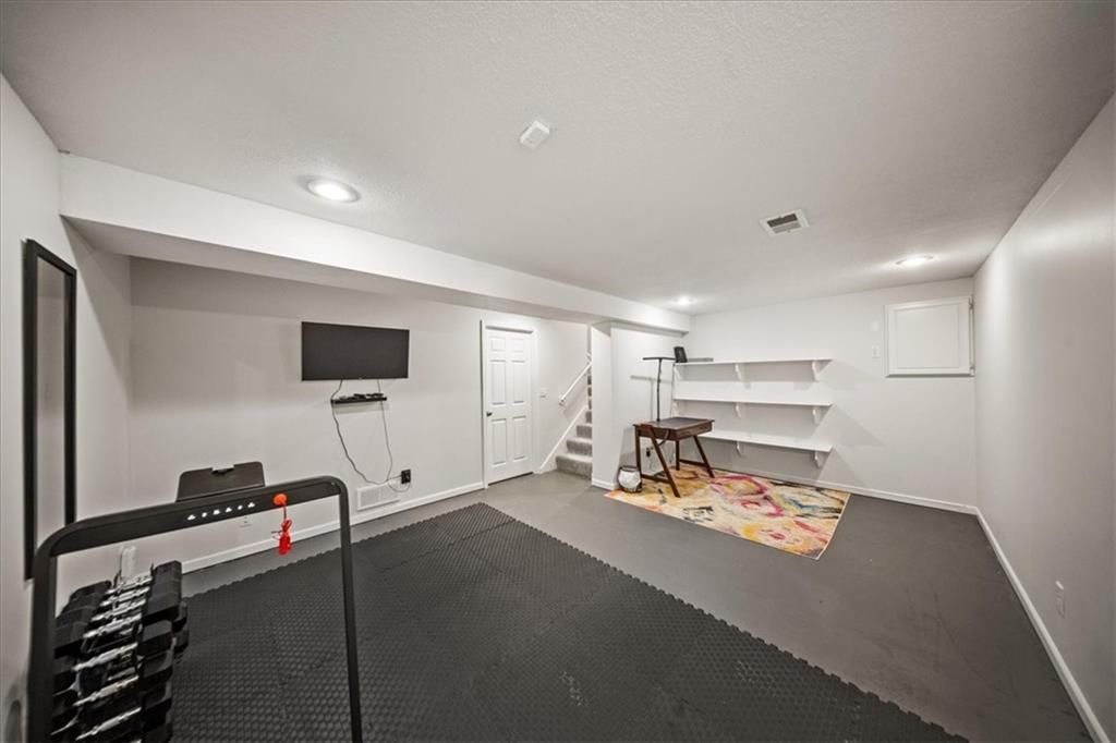 12585 Broadmoor Street — photo 24