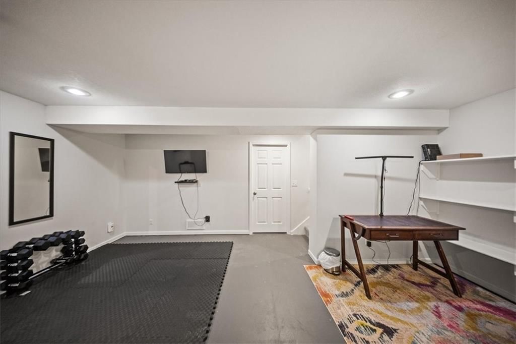 12585 Broadmoor Street — photo 35
