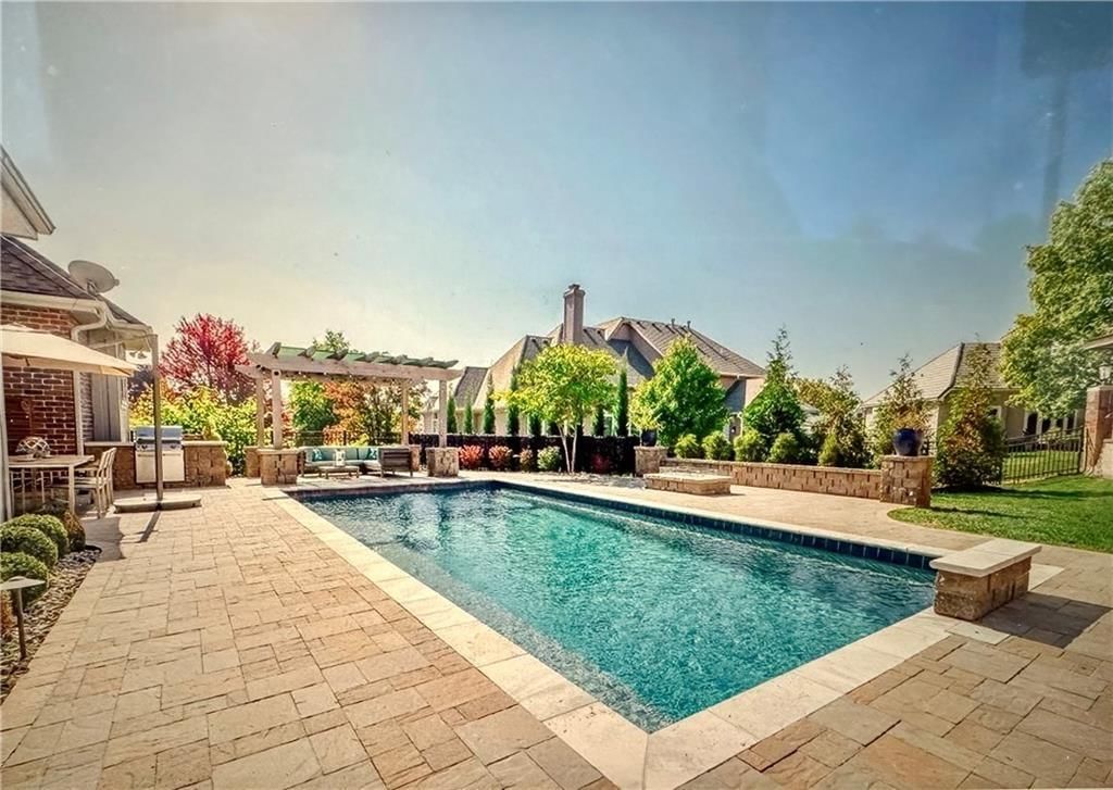 Photo 5 of 71 - 6000 N Cosby Court