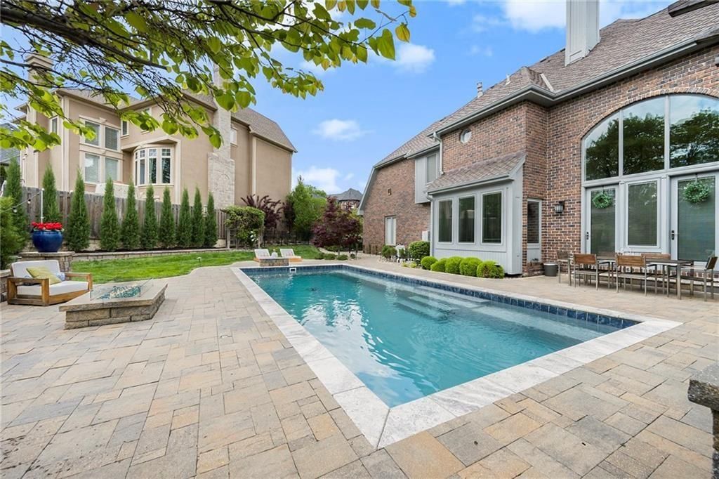 Photo 9 of 71 - 6000 N Cosby Court
