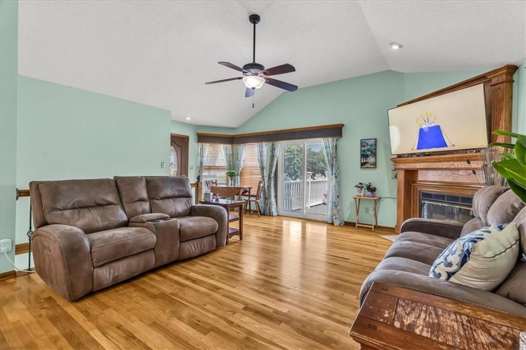 1401 NW Birdseye Court — photo 4
