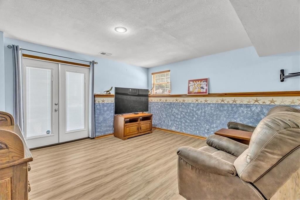 1401 NW Birdseye Court — photo 29