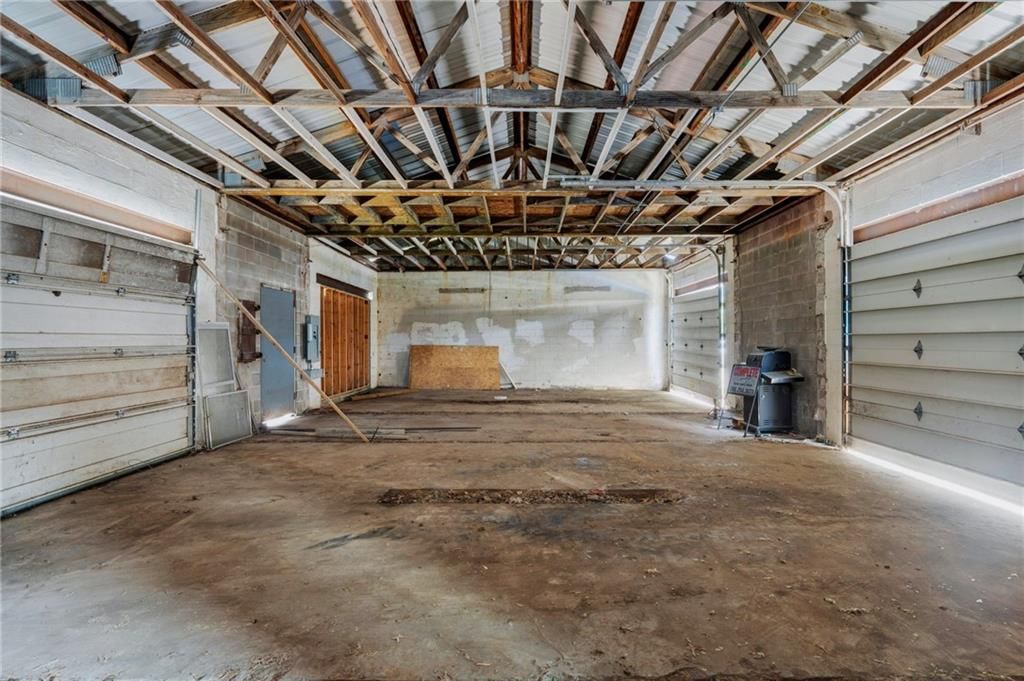 1700 NE Seward Avenue — photo 36