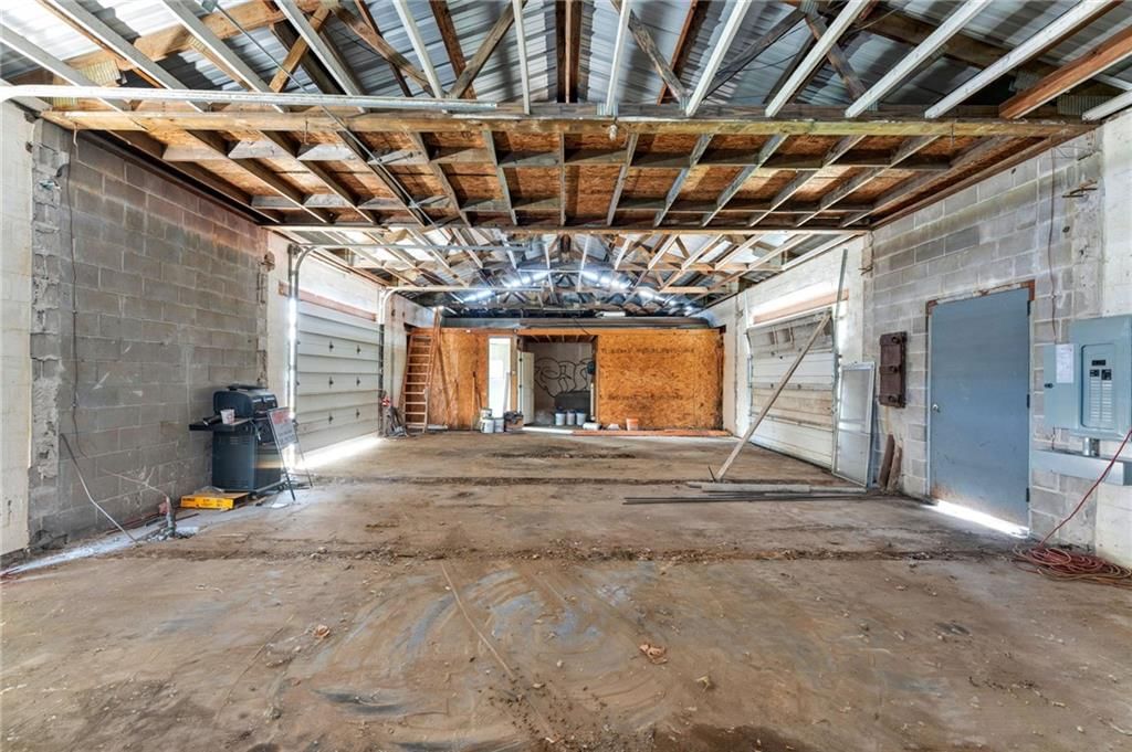 1700 NE Seward Avenue — photo 37