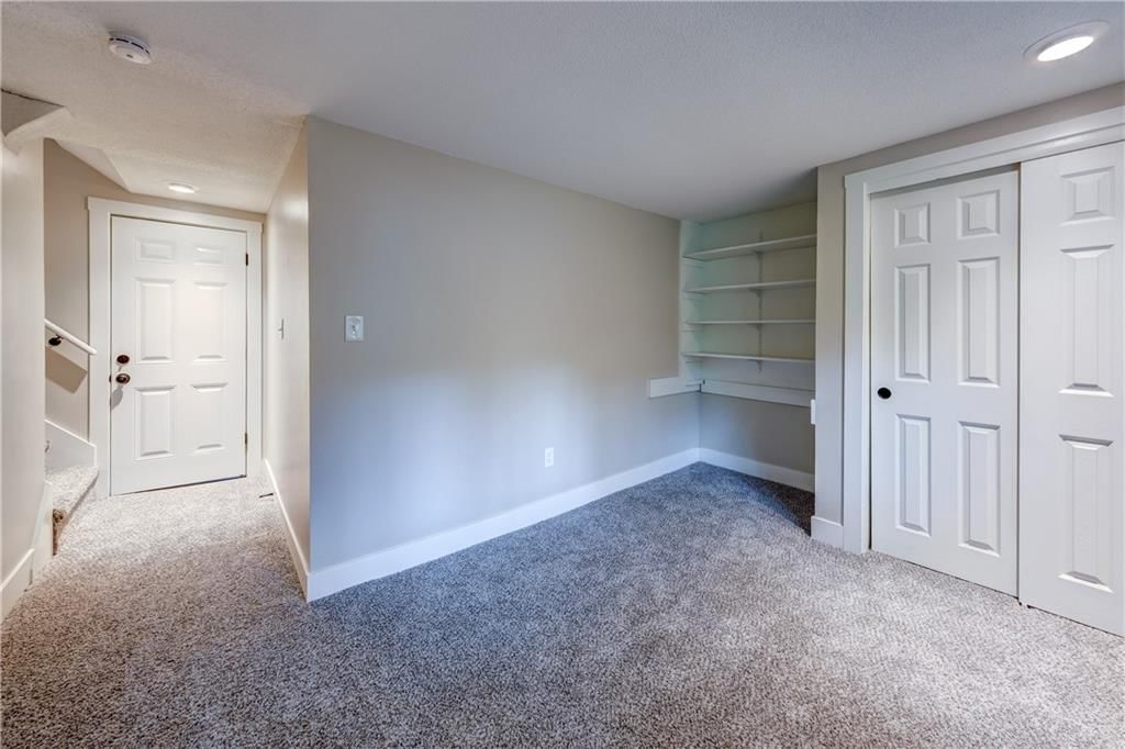Photo 18 of 22 - 1413 E Ridgeway Drive