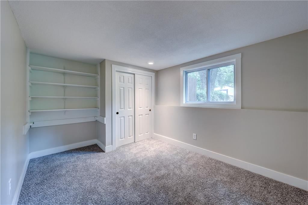 Photo 19 of 22 - 1413 E Ridgeway Drive