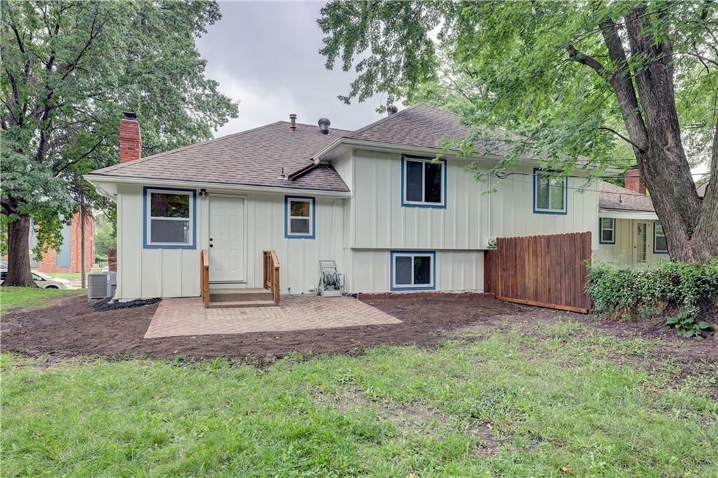 Photo 20 of 22 - 1413 E Ridgeway Drive