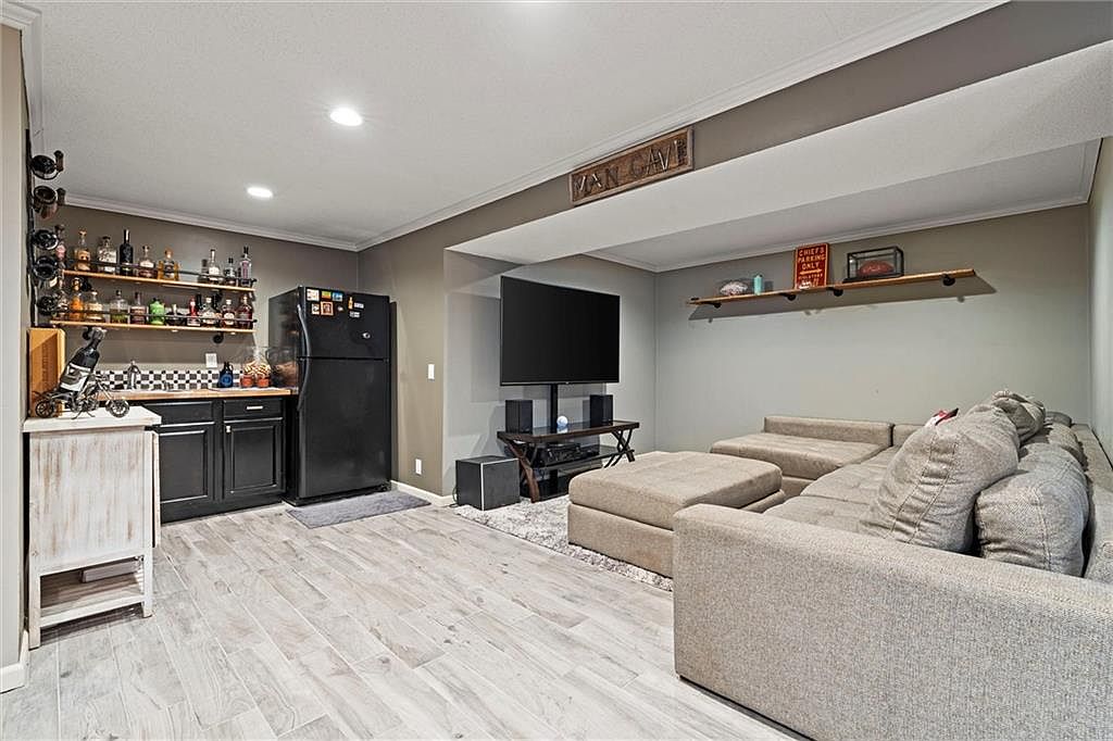 2900 SW 11th Terrace — photo 36