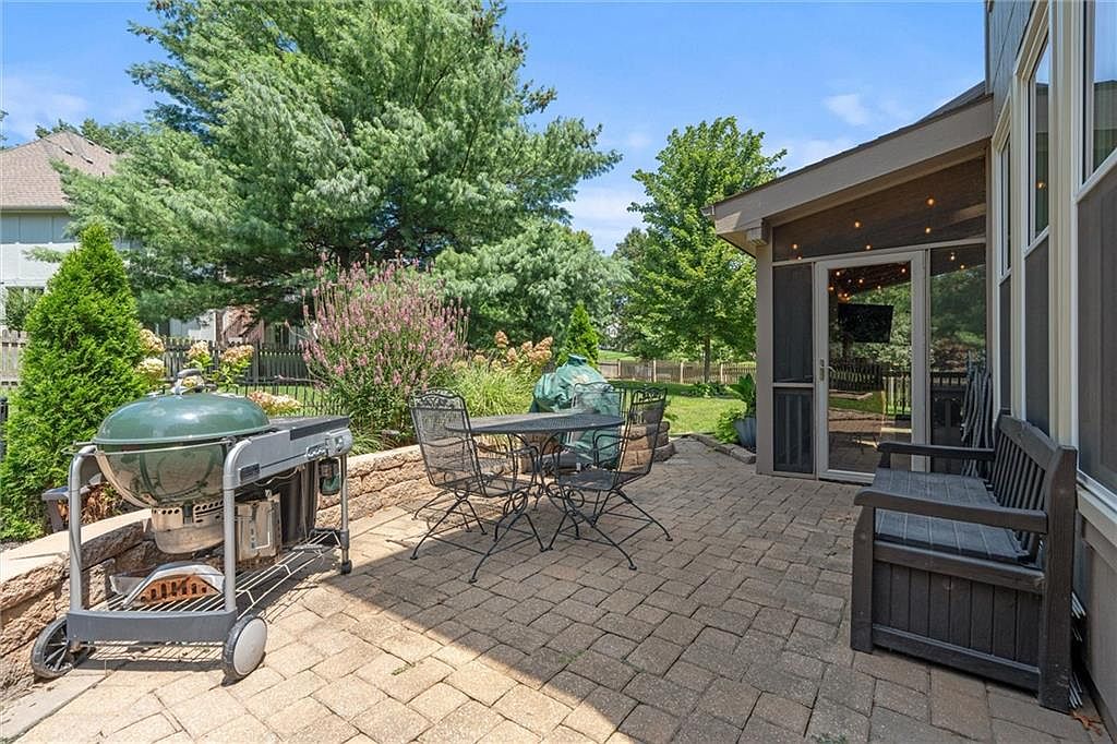 2900 SW 11th Terrace — photo 43