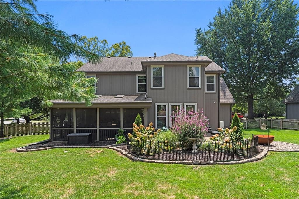 2900 SW 11th Terrace — photo 47