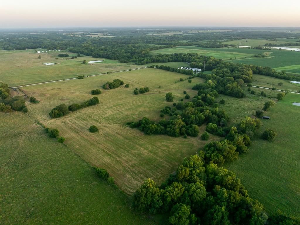 Photo 6 of 59 - 32901 S Jacobson Road