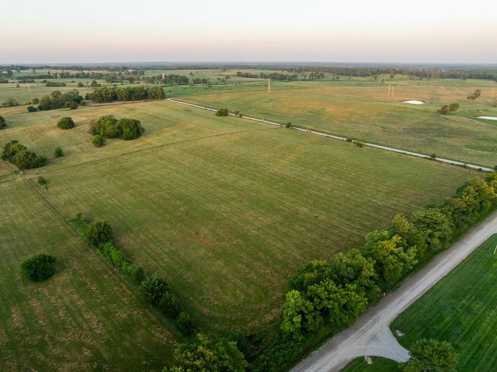 Photo 14 of 59 - 32901 S Jacobson Road