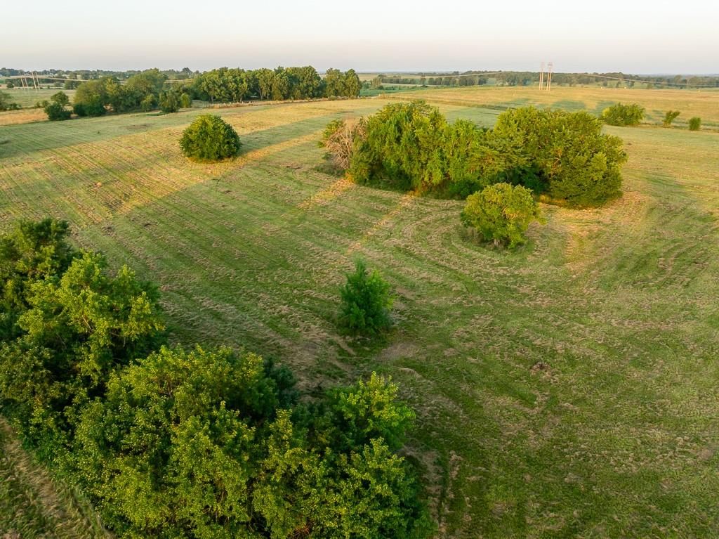 Photo 23 of 59 - 32901 S Jacobson Road