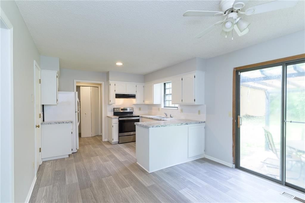 14938 Glenwood Street — photo 12