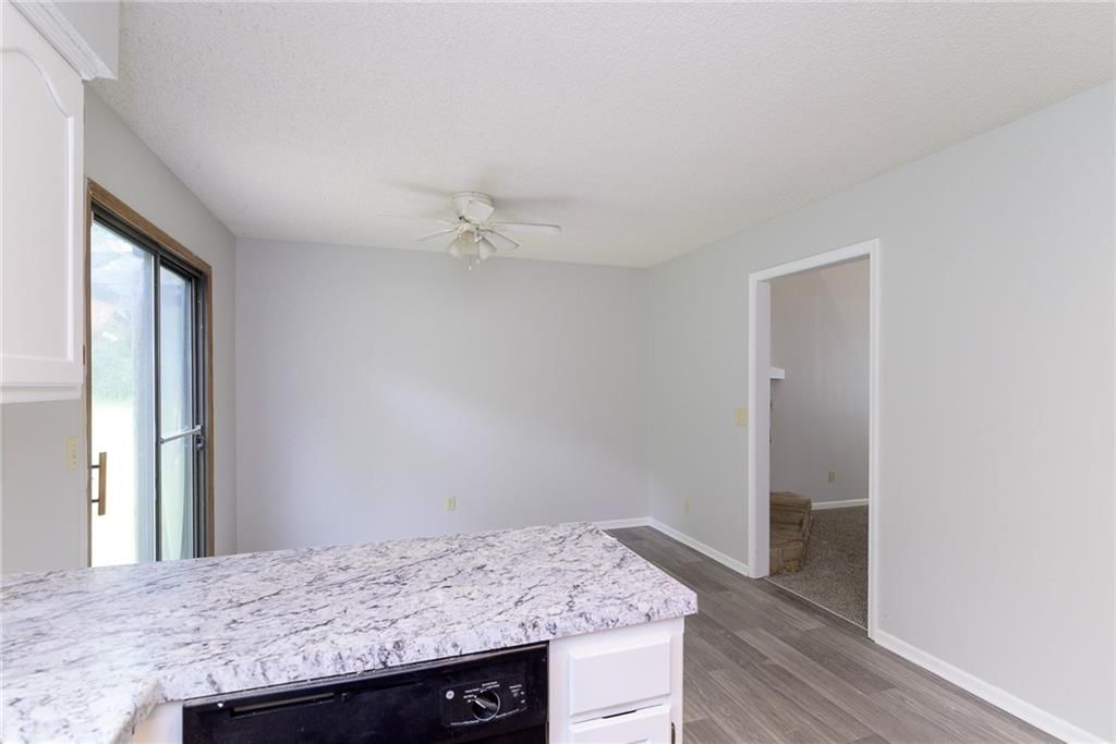 14938 Glenwood Street — photo 17