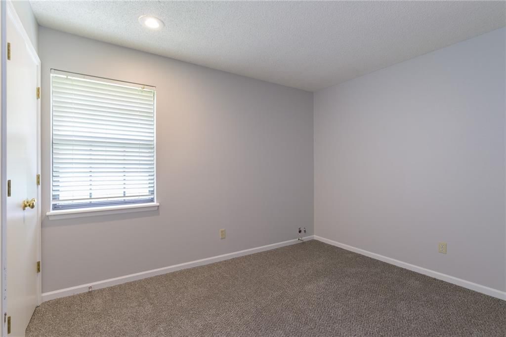 14938 Glenwood Street — photo 25