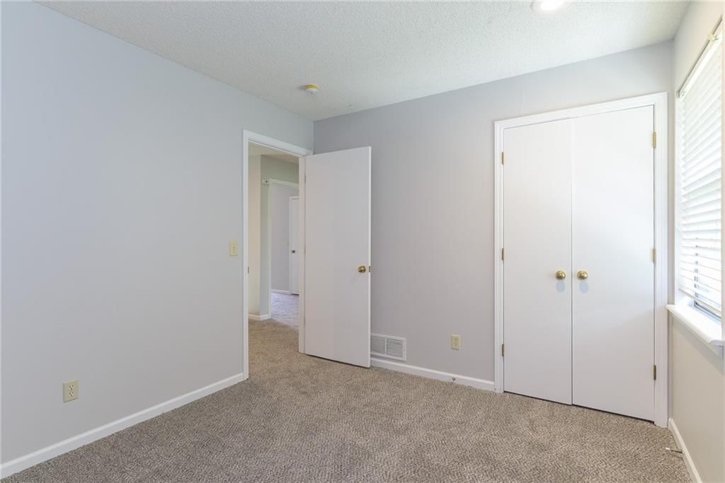 14938 Glenwood Street — photo 27