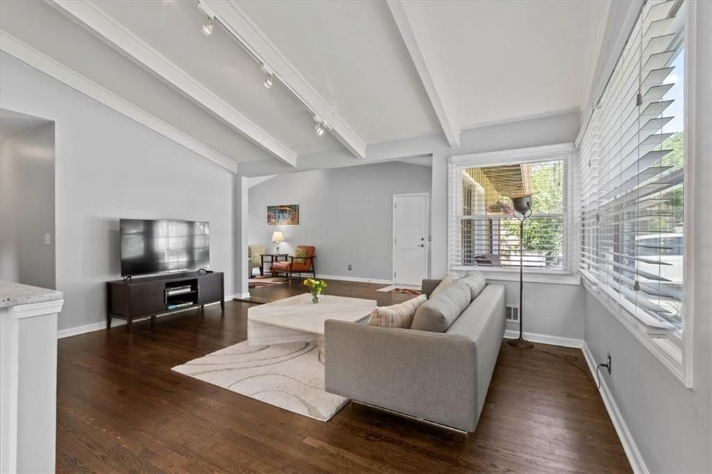 Photo 9 of 26 - 5807 W 75TH Terrace