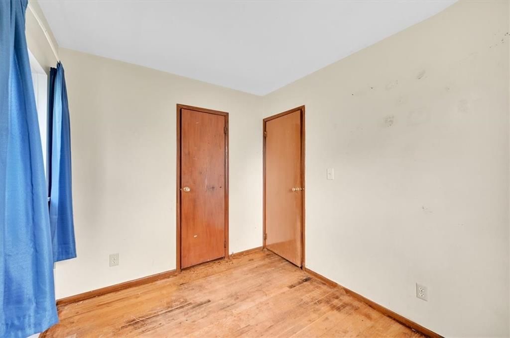 Photo 16 of 23 - 426 N 83rd Place