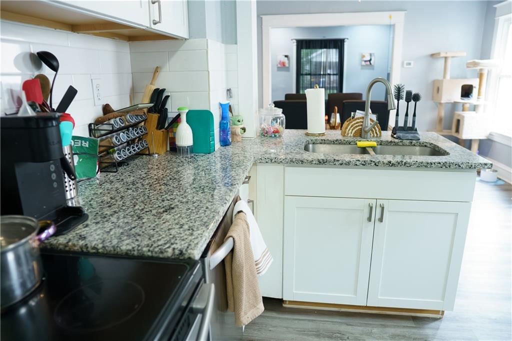 2424 Cypress Avenue — photo 16
