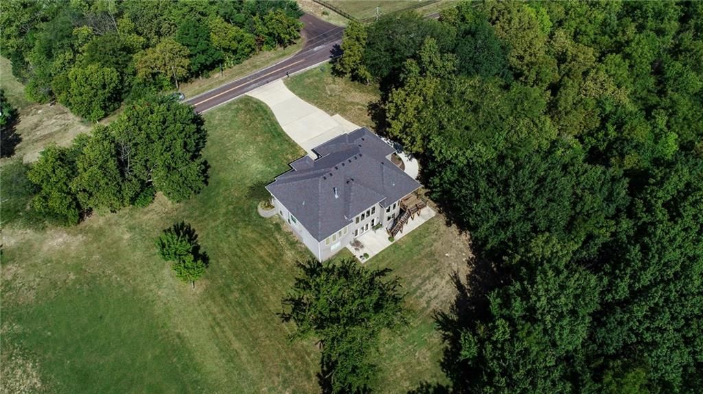Photo 6 of 46 - 7103 S Hillside School Road S