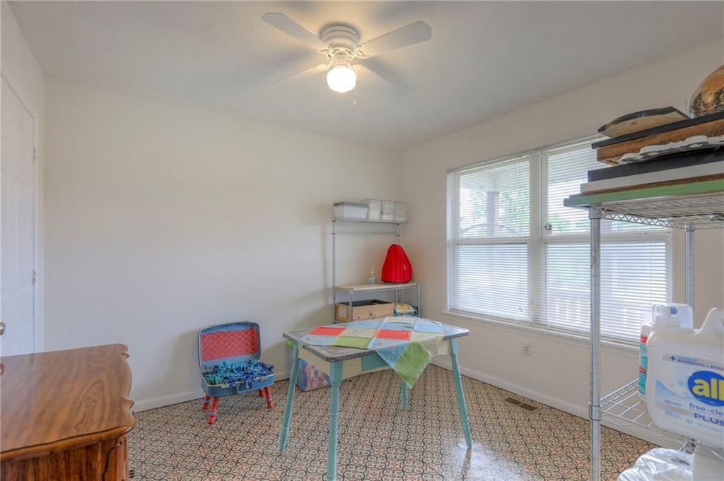 3705 Woodland Avenue — photo 13