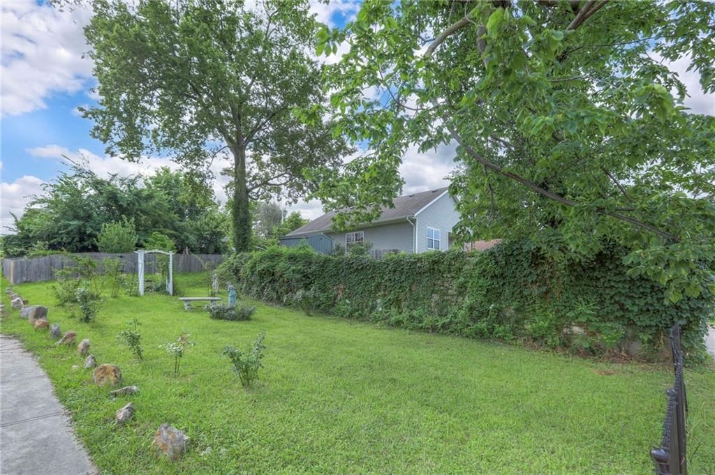 3705 Woodland Avenue — photo 21