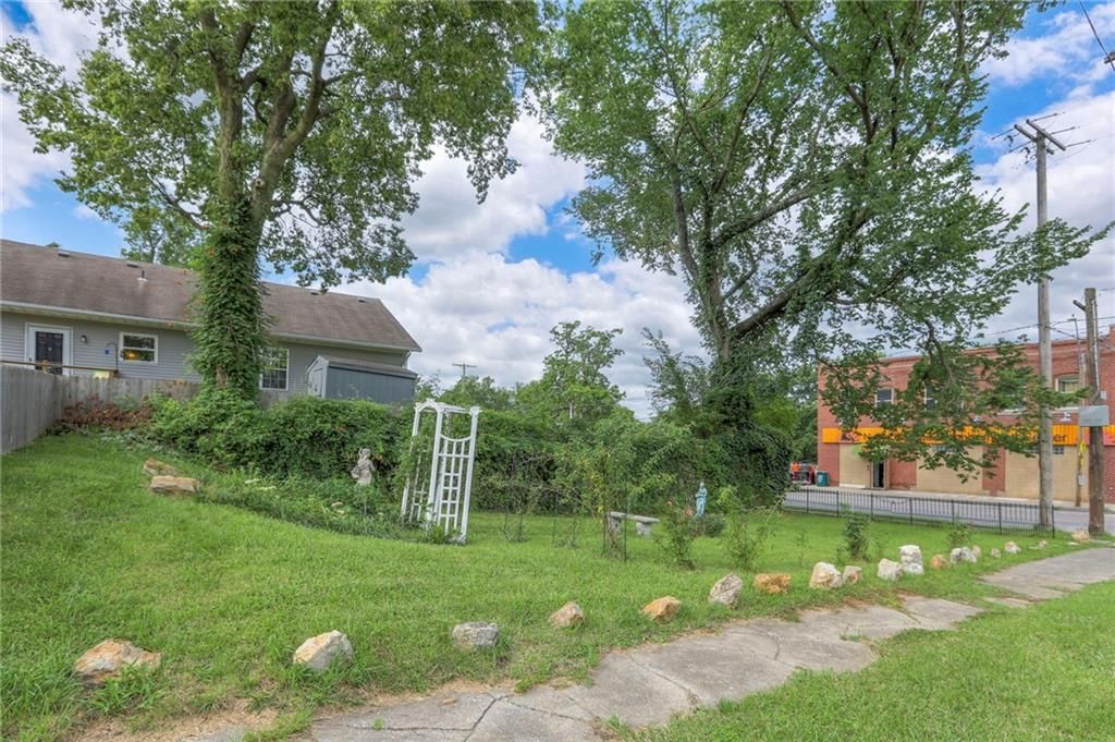 3705 Woodland Avenue — photo 22