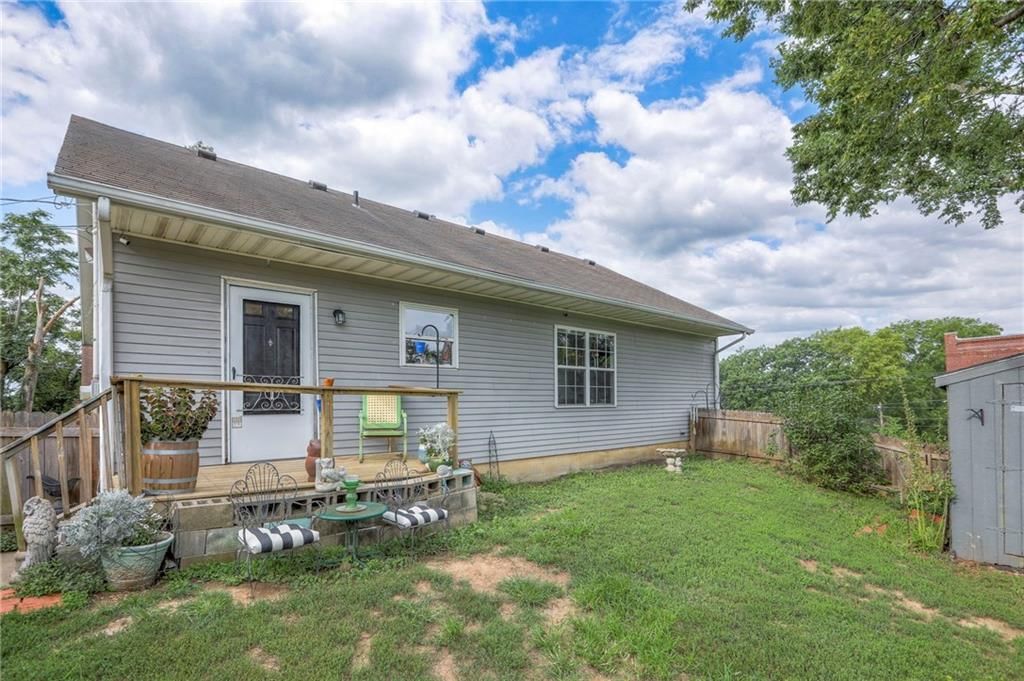 3705 Woodland Avenue — photo 25