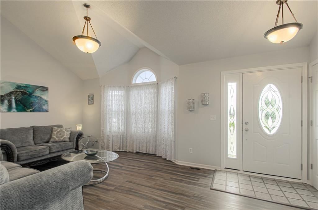 11920 N Tracy Avenue — photo 5