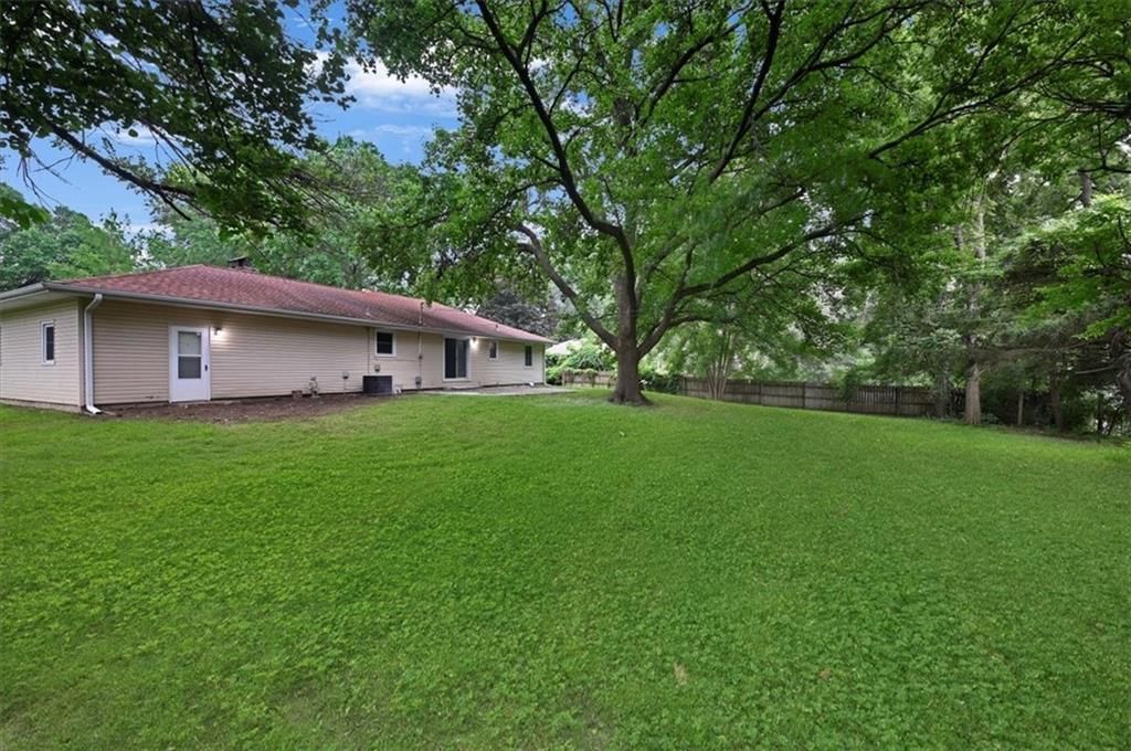 Photo 22 of 23 - 5404 Hedges Avenue