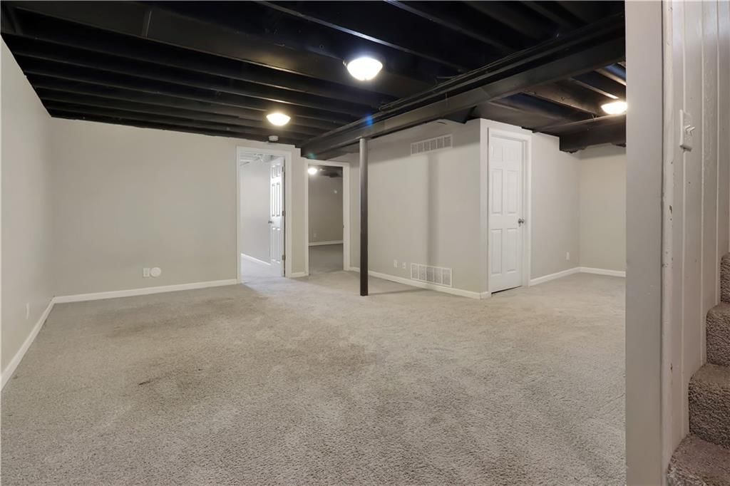 Photo 21 of 27 - 2225 W 74th Street