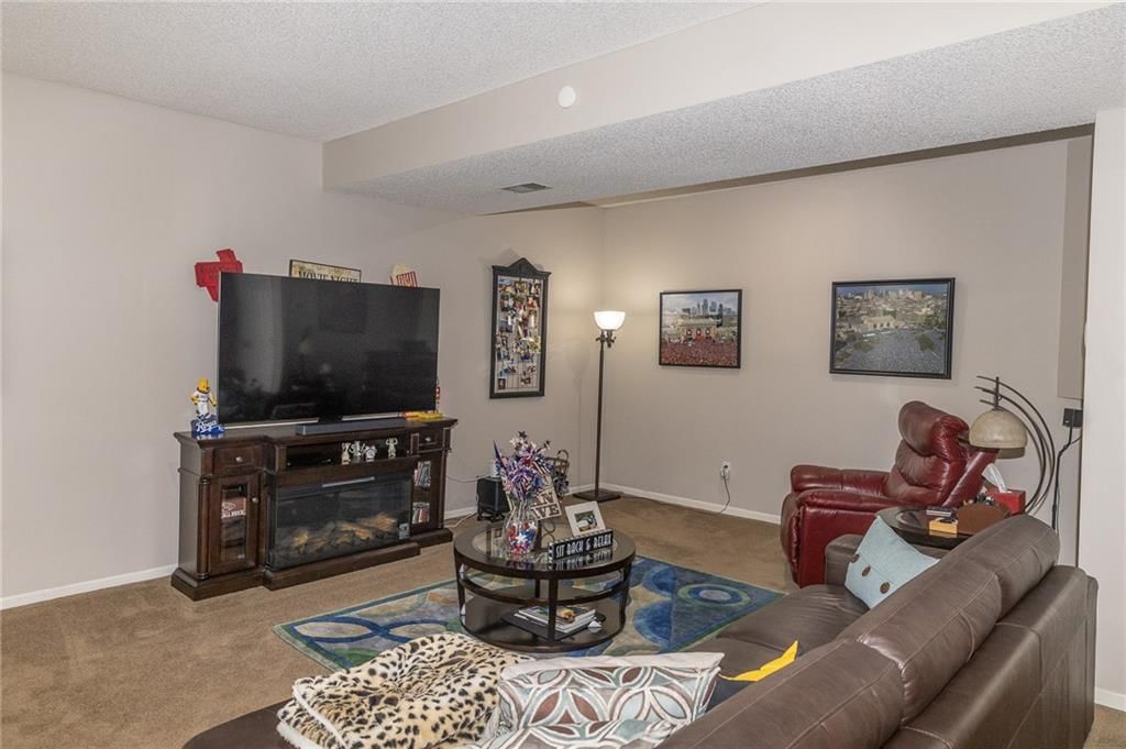 12713 S Gallery Street — photo 38