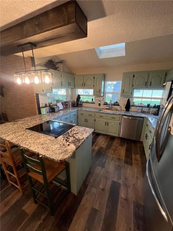 308 Caroline Drive — photo 9