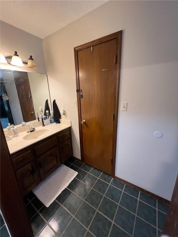308 Caroline Drive — photo 16
