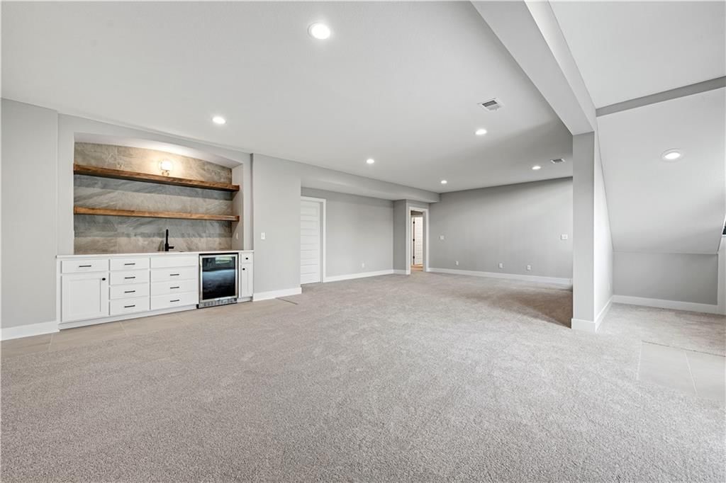 15411 W 161st Terrace — photo 34
