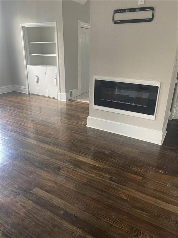 105 S Benton Boulevard — photo 8