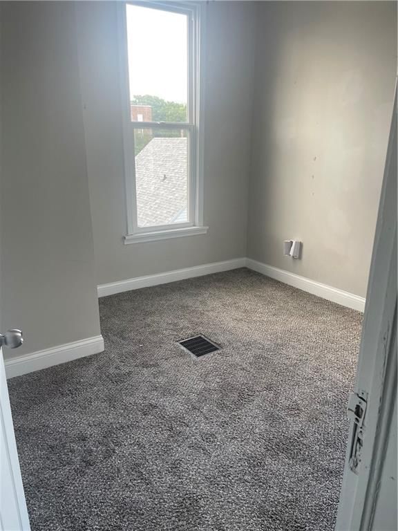 105 S Benton Boulevard — photo 10